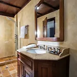 Nyaraló Lemuria Manor, Wine Dark Sea