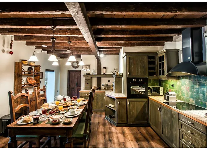 Lemuria Manor, Wine Dark Sea