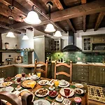 Lemuria Manor, Wine Dark Sea Prázdninový dům Rhodes City