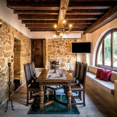 Lemuria Manor, Wine Dark Sea Prázdninový dům Rhodes City